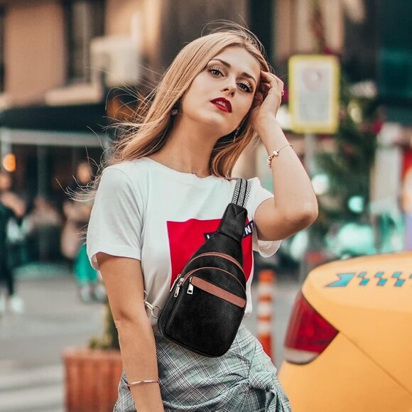 Small Sling Bag Women Vegan PU Leather Lightweight Travel Daily Use - Picture 2 of 7